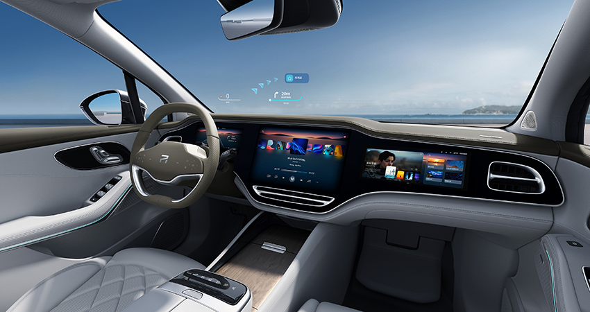飞凡R7座舱信息公布：采用三联屏设计，首搭华为AR-HUD