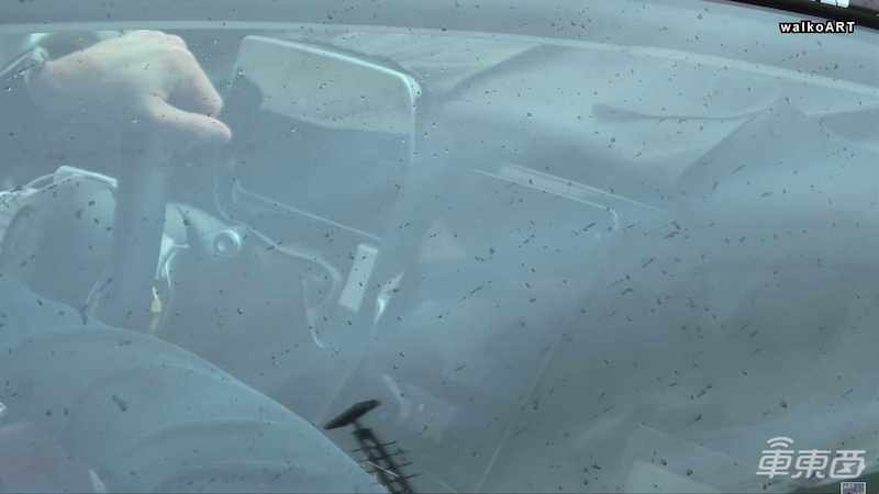 奔驰EQS中控内饰曝光 车内竟安装两台“平板电脑”！