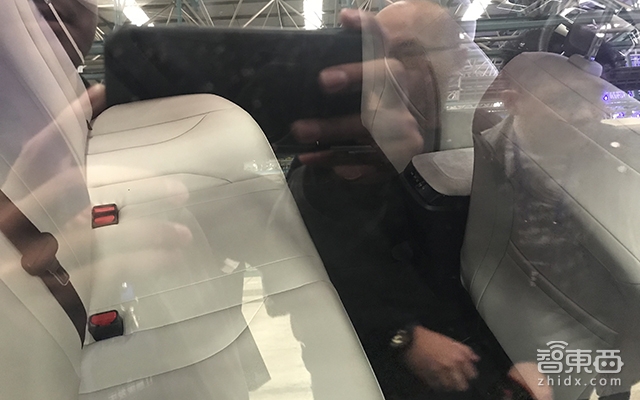 小鹏汽车首款量产车下线 何小鹏:我们仍然进度第一