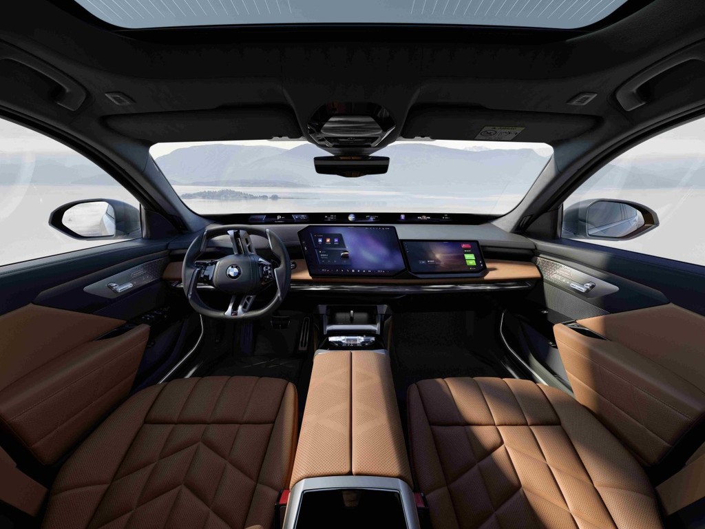 宝马新世代新车三箭齐发！iX3长轴版i3及全新7系落地中国