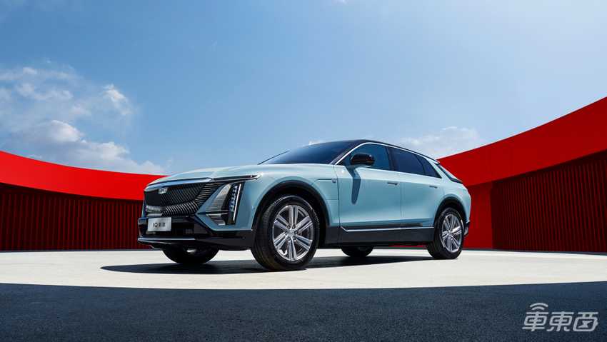 凯迪拉克加码智能电动化转型，OPIQ全球首秀，车机系统一年五次OTA