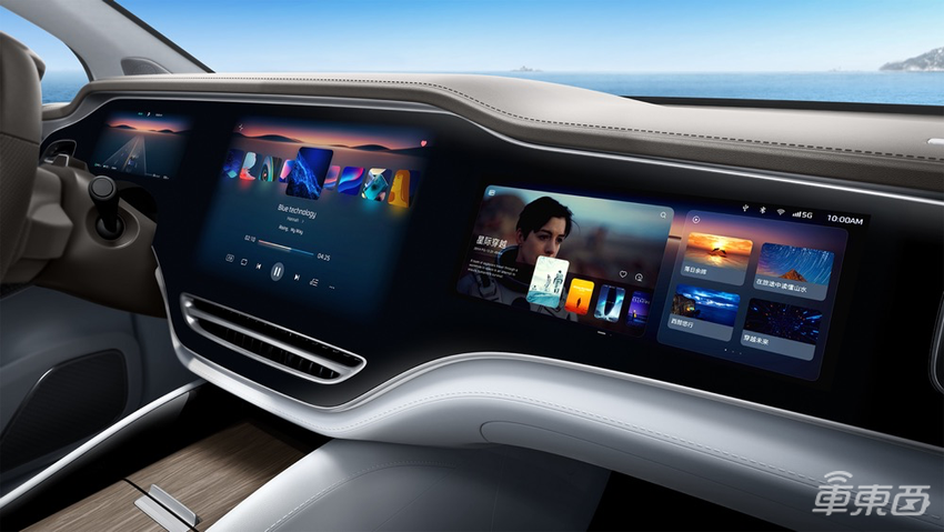 飞凡R7座舱信息公布:采用三联屏设计,首搭华为AR-HUD