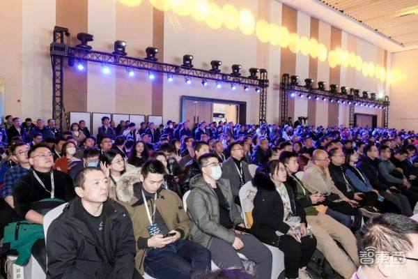 一场面向算力产业的超大规模会议|第十九届中国IDC产业年度大典圆满闭幕!