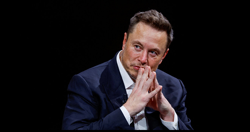 马斯克对内动刀！超算团队整合，全力投向智驾芯片研发