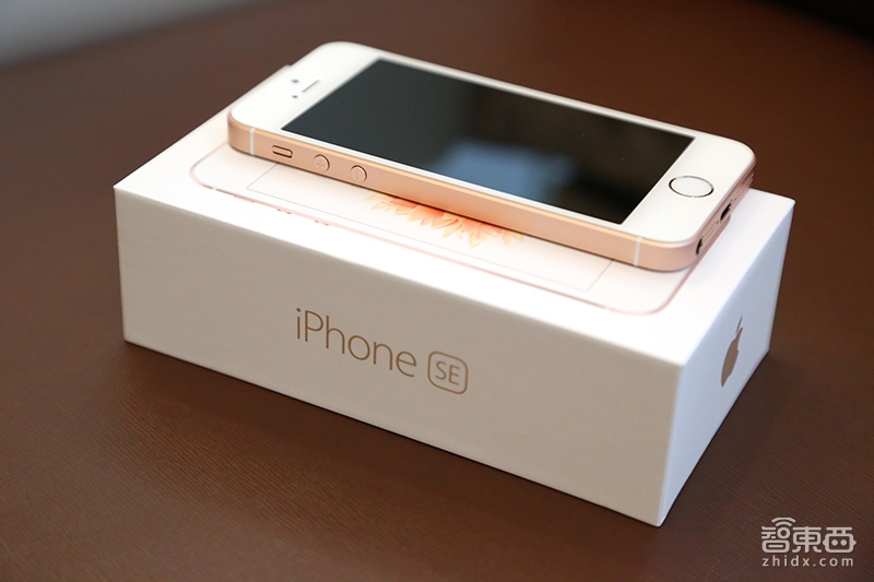 都是性能小钢炮 iPhone SE和新iPad Pro体验