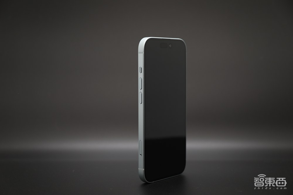 标准版iPhone 15体验:除了颜值天花板还有啥?首次上岛、首搭三焦段摄影
