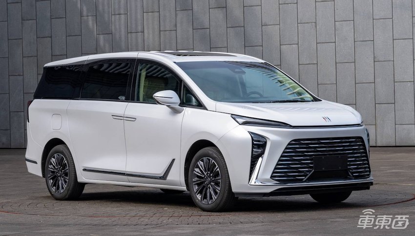 腾势首款纯电轿车亮相,吉利银河全新车型亮相,工信部382批新车一览