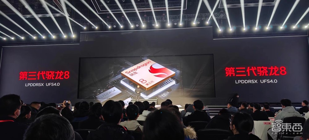 AI大模型落地游戏手机!红魔9 Pro续航破9小时,全球首个5000分区MiniLED显示器