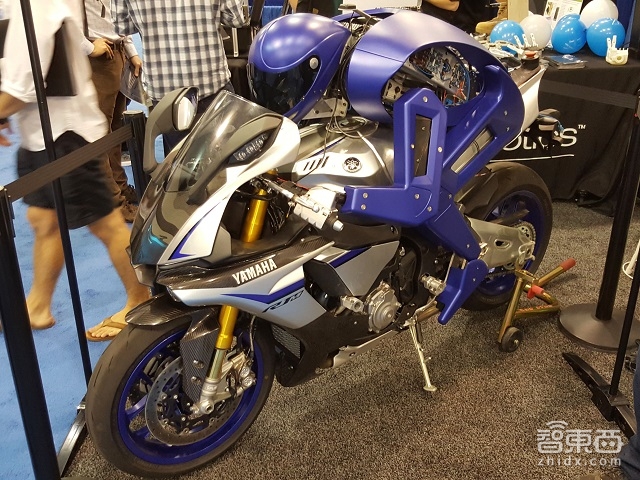 2016最有创意的15个机器人 颠覆你的想象