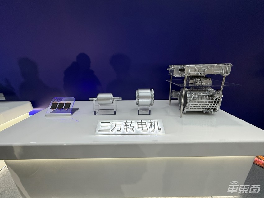 比亚迪给油车判死刑?1秒钟两公里,充电跟加油一样快