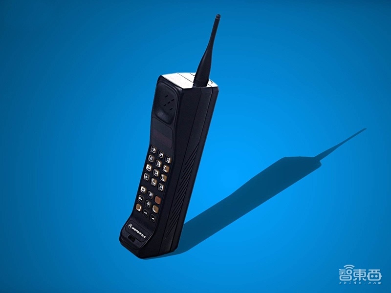 从大哥大到iPhoneXS,手机天线进化史与5G新挑战【附下载】| 智东西内参