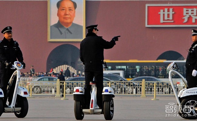 CEO们的两会:李彦宏马化腾雷军的这些提案押宝了智能