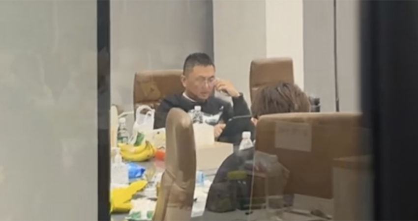 极越CEO夏一平发长文道歉,随后又悄悄删掉……