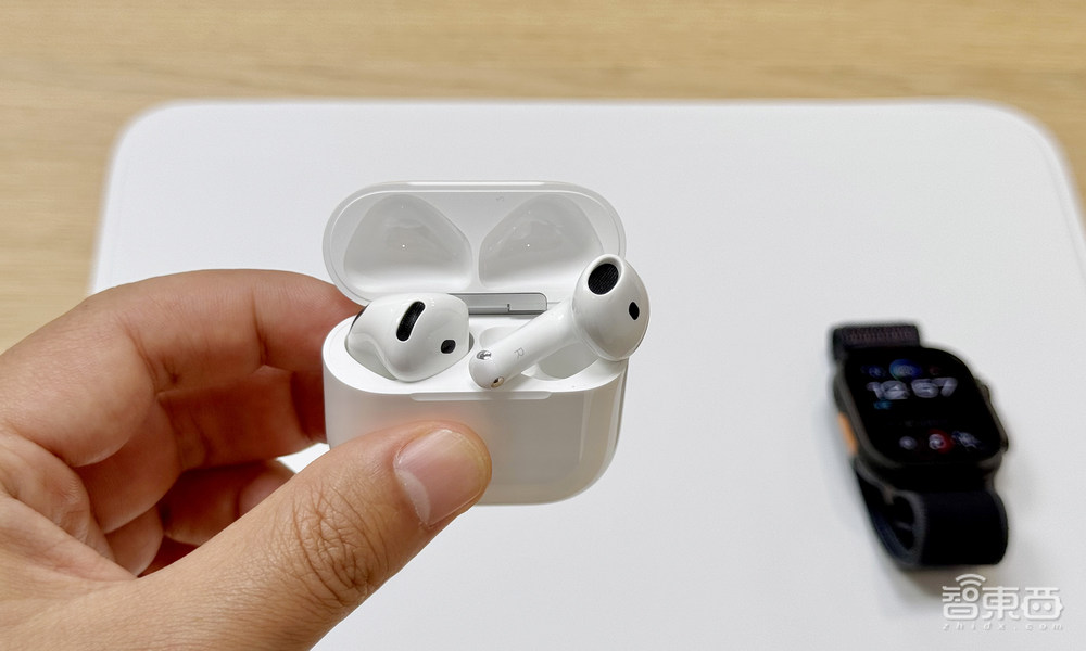 刚摸完苹果iPhone 16系列和手表耳机新品，真机和看图真不一样