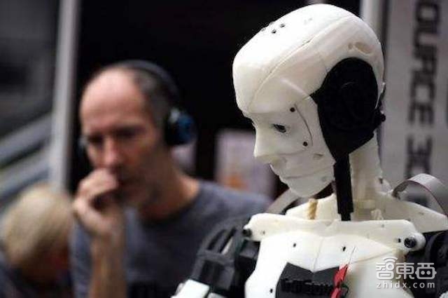 我们可能用了假的人工智能:万物都AI的背后是泡沫横飞?