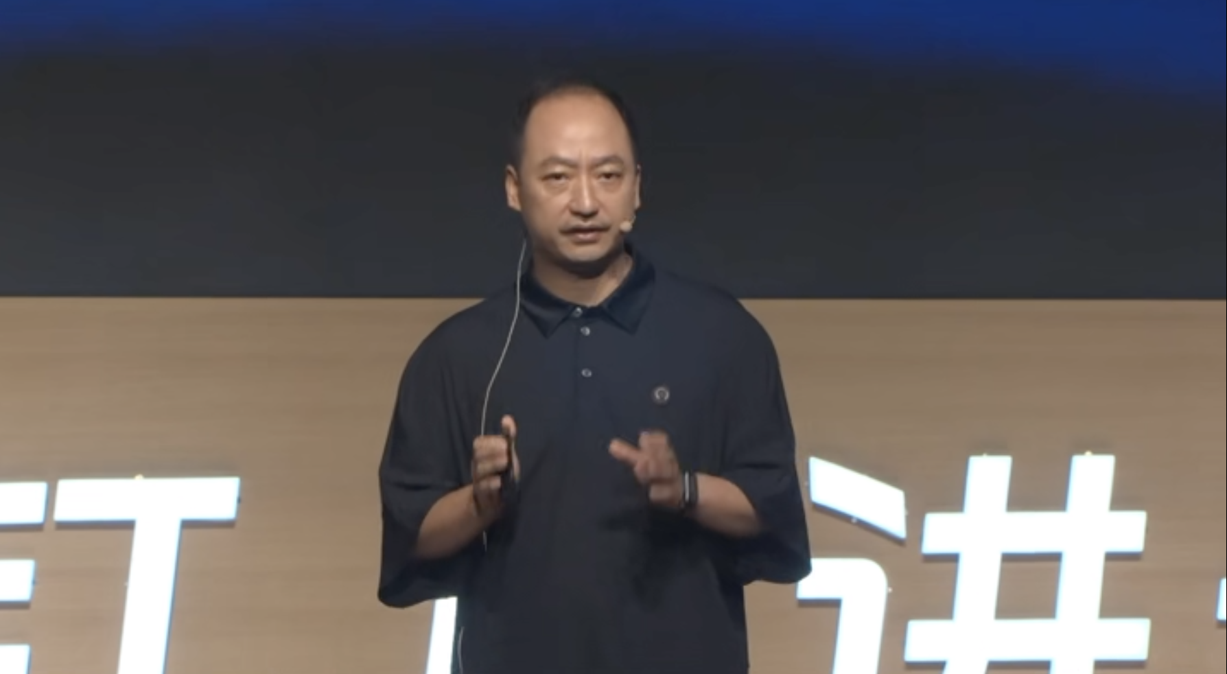 國(guó)內(nèi)大廠AI人才遷徙圖譜：半年19位AI大牛變動(dòng)！