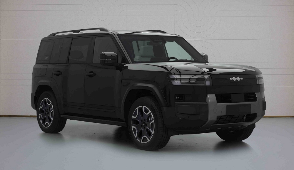 理想i6亮相,蔚来给L90换尾标,吉利申报换电增程车!6月工信部车展来了