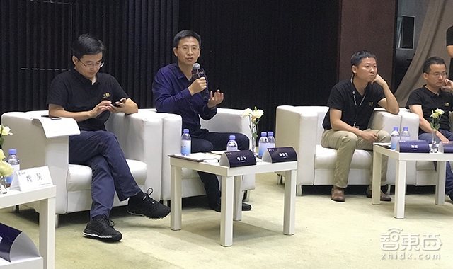 这块14.6寸车载大屏 藏着比亚迪的未来