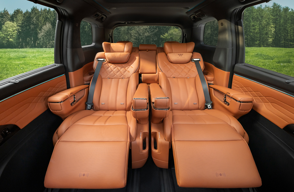 传祺向往M8乾崑版亮相！华为智驾智舱全面赋能，还有零重力座椅、大冰箱