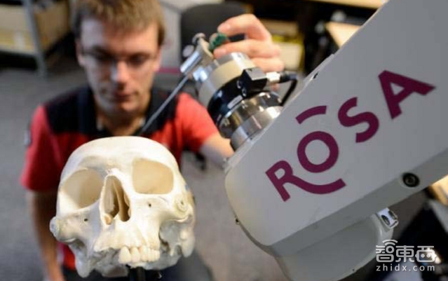 后空翻算啥 达芬奇手术机器人告诉你什么叫“逆天”!