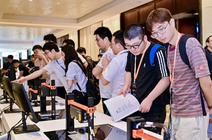 海康机器人重构机器视觉边界,解码行业“增长之困”的破局之道!