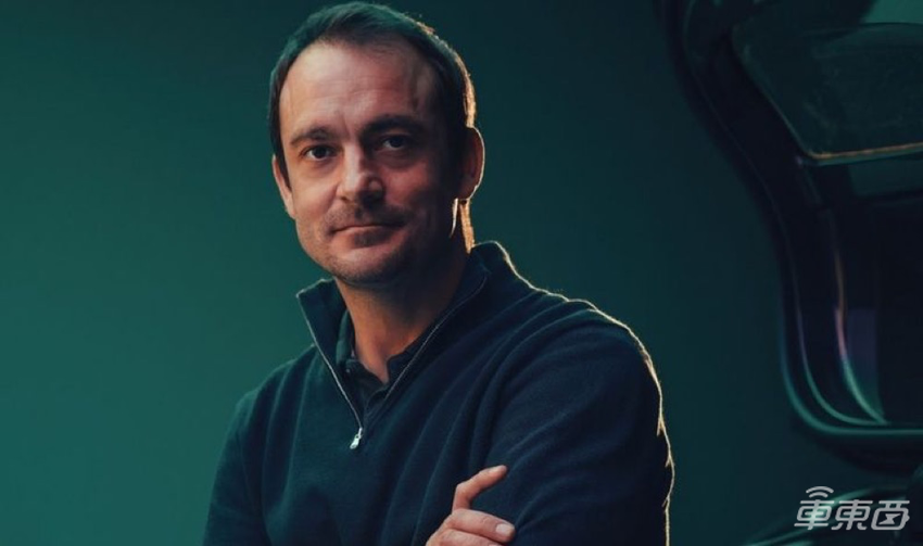 加拿大本土首款纯电后年上市！配备滑动车门，还有L3