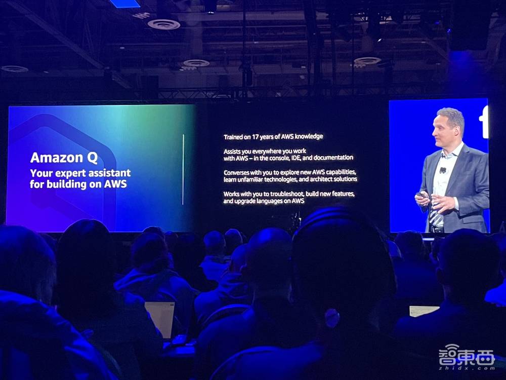 亚马逊年终王炸!两大自研AI芯片性能飙升,推AI助手硬刚微软,联手老黄造最强超算