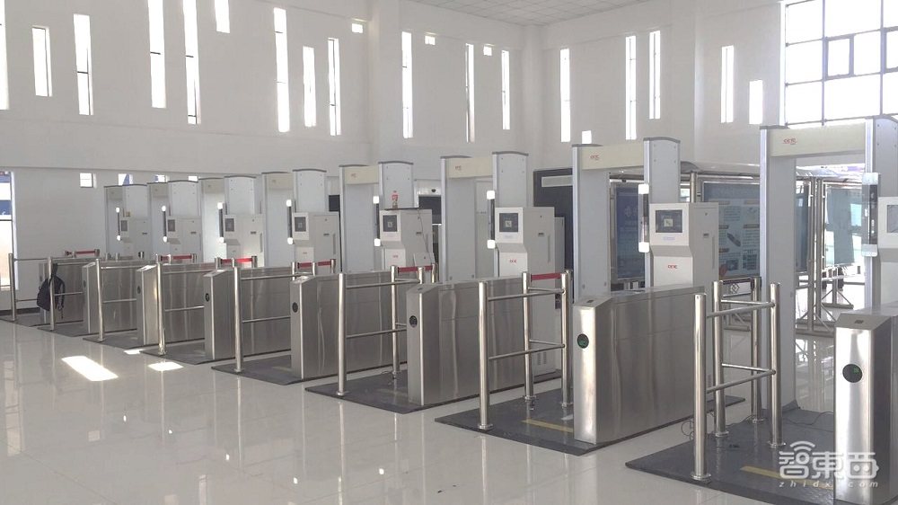 解构3D视觉技术风向，的卢深视用定制化破局落地挑战