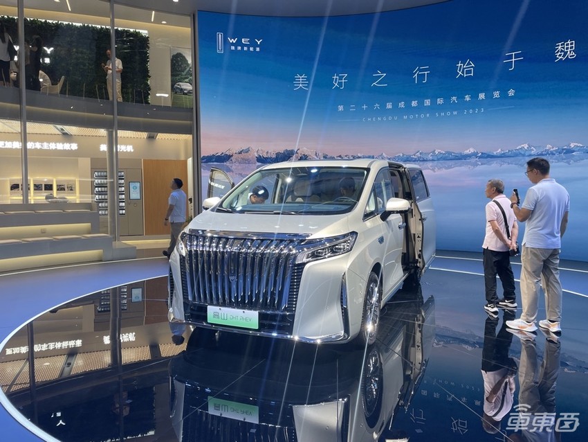 成都车展首日:比亚迪长城正面过招,合资车企且战且退