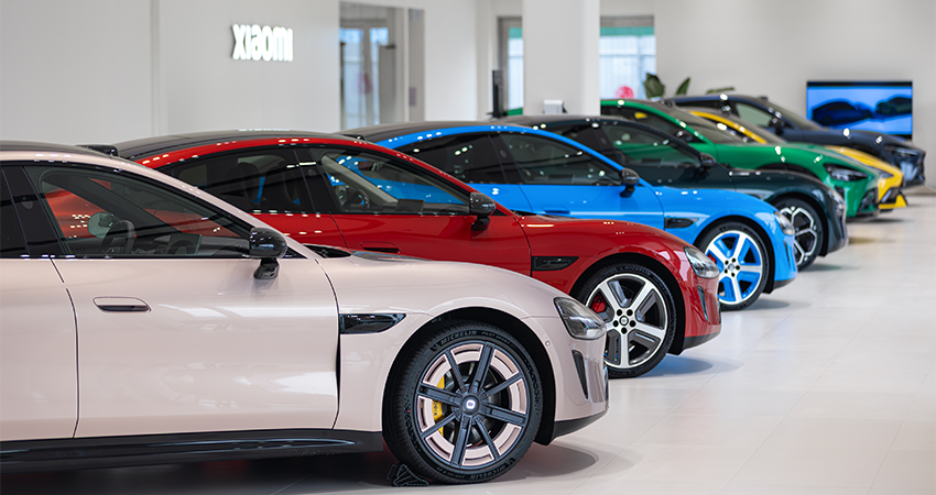 收入超千亿，经营收益9亿！小米汽车2025交卷【附高管问答】