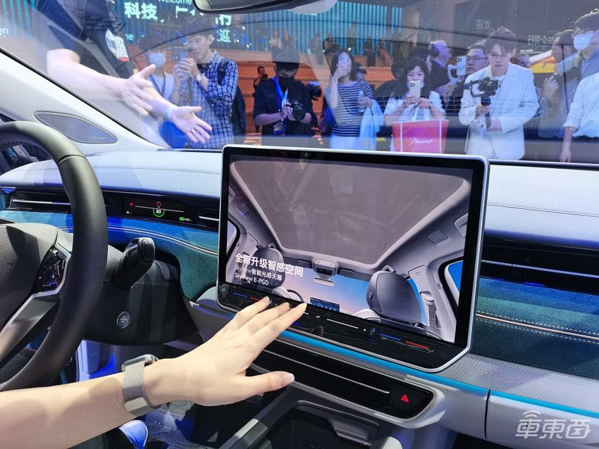 大众ID.7正式亮相上海车展,今年下半年上市