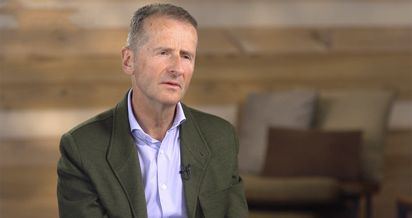 大众集团CEO迪斯：我们正在失去美国市场，和特斯拉之间还有很大差距