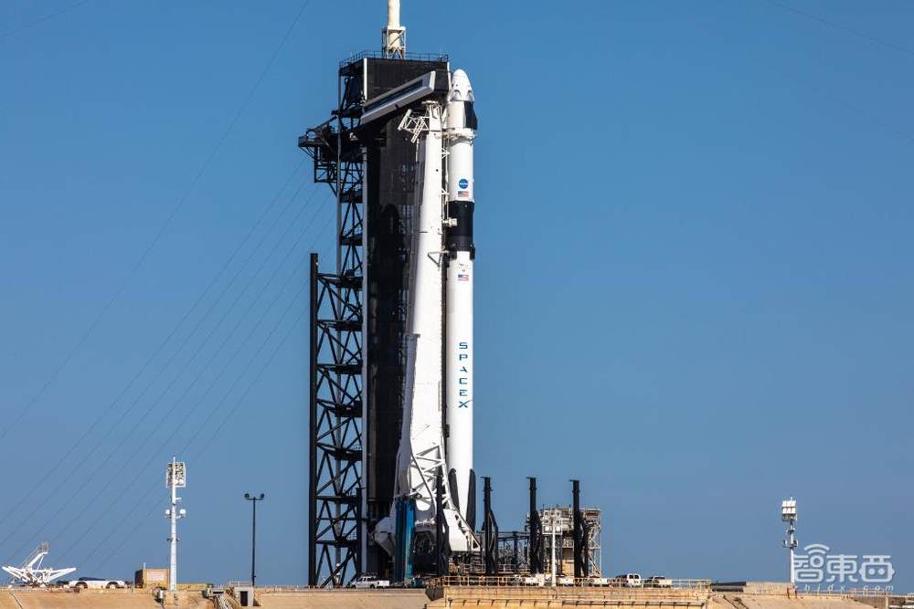 太空旅行时代到了!马斯克载人飞船发射成功,特朗普也来了,惊心动魄72小时回顾