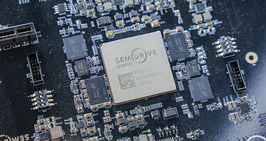 单芯片运行六个操作系统，芯驰交卷跨域融合