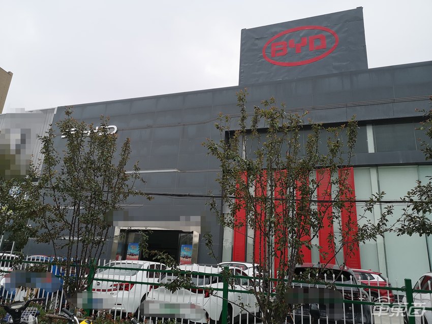 上海绿牌新政将成真?五菱店内已无MINI EV,荣威回购微型新能源车