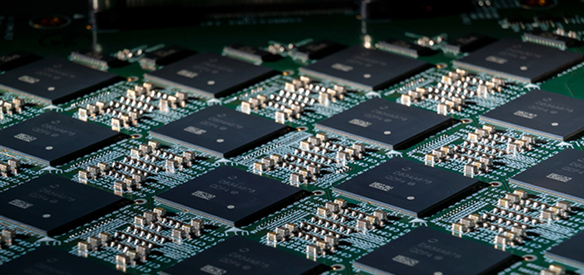 英特尔发布神经拟态计算系统 算力远超PC 可用于自动驾驶