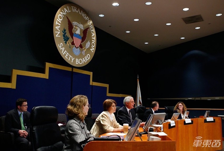 历史性一步!美国允许自动驾驶汽车不带方向盘