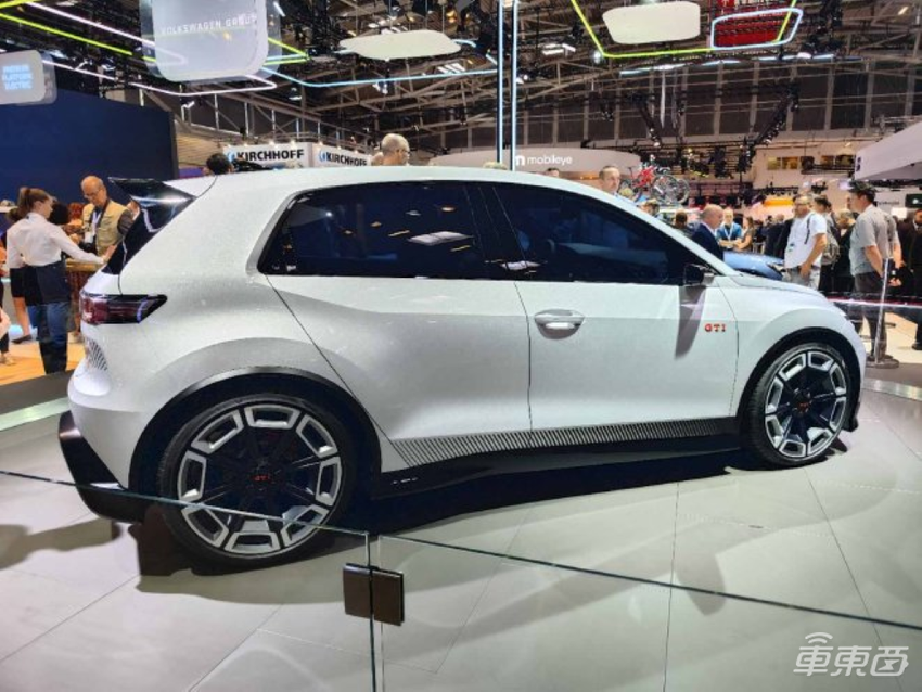 中国车德国抢风头!王传福悠闲逛展,奔驰宝马撑起欧洲车最后脸面