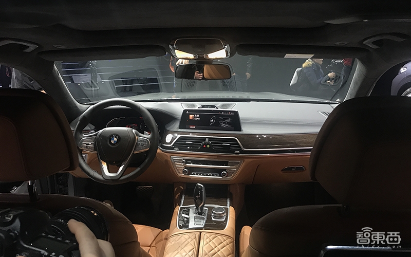 寶馬最強七座SUV全球首發(fā)！搶MPV飯碗還能玩自動駕駛