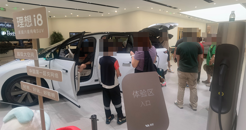 线下实探理想i8与乐道L90:销售互放狠话,一周后亮底牌