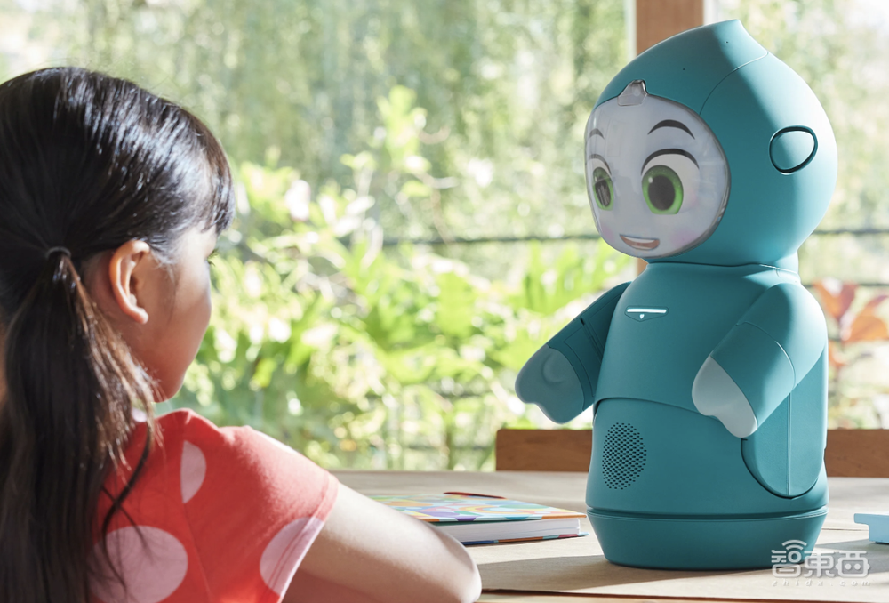 CES 2024丨国产机器人爆火,连微软CEO纳德拉都来参观