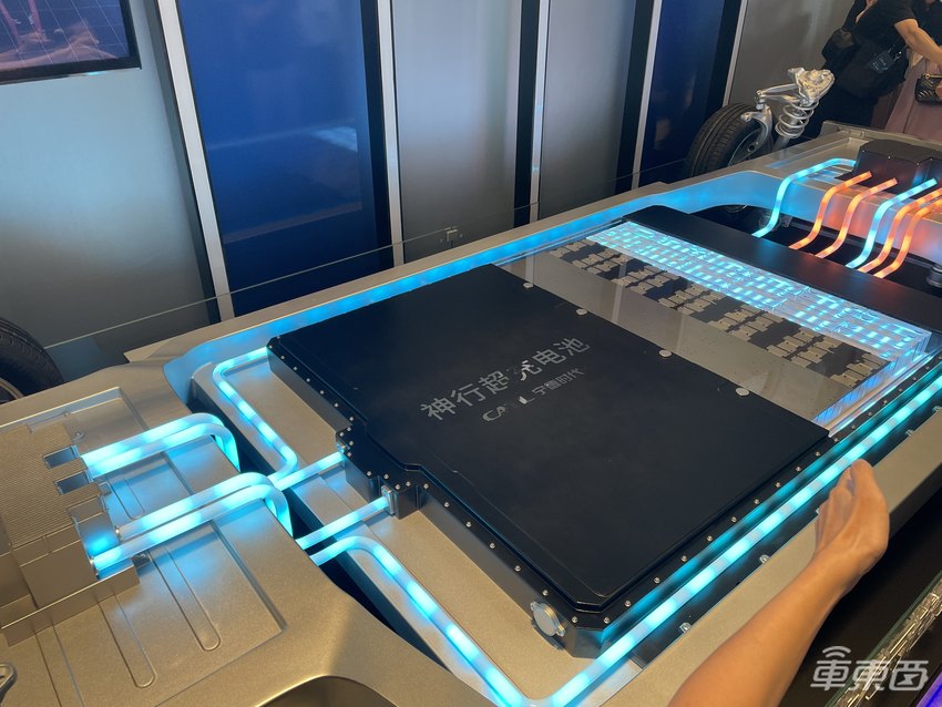 卖车不如卖电池？宁德时代日赚1.2亿，市值逆势暴涨500亿