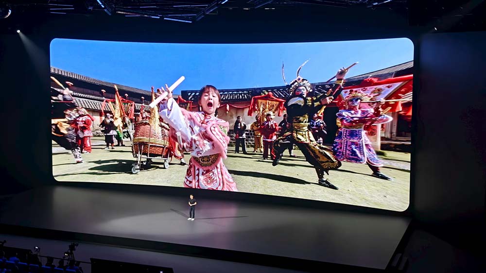 刚刚，vivo首款MR头显硬刚苹果，全球最轻，眼手交互，预约名额秒空