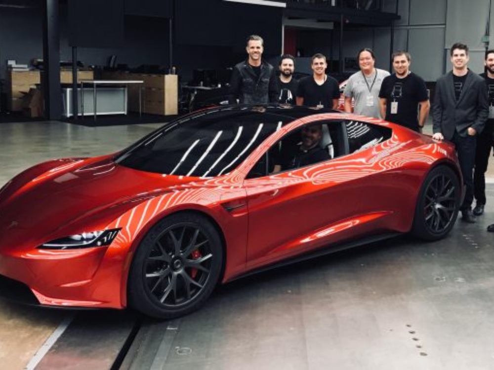 特斯拉设计师公布第二代Roadster最新消息！将具备飞行功能