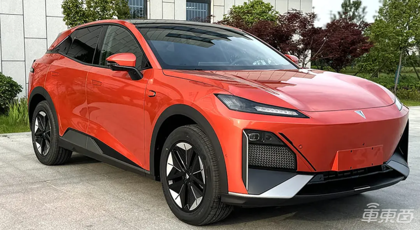 理想零跑鸿蒙智行周销均过万!深蓝成大黑马杀入前三,最新周销数据出炉