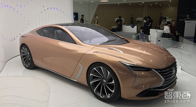 上海车展第一天 新玩家就抢了老大哥们的风头