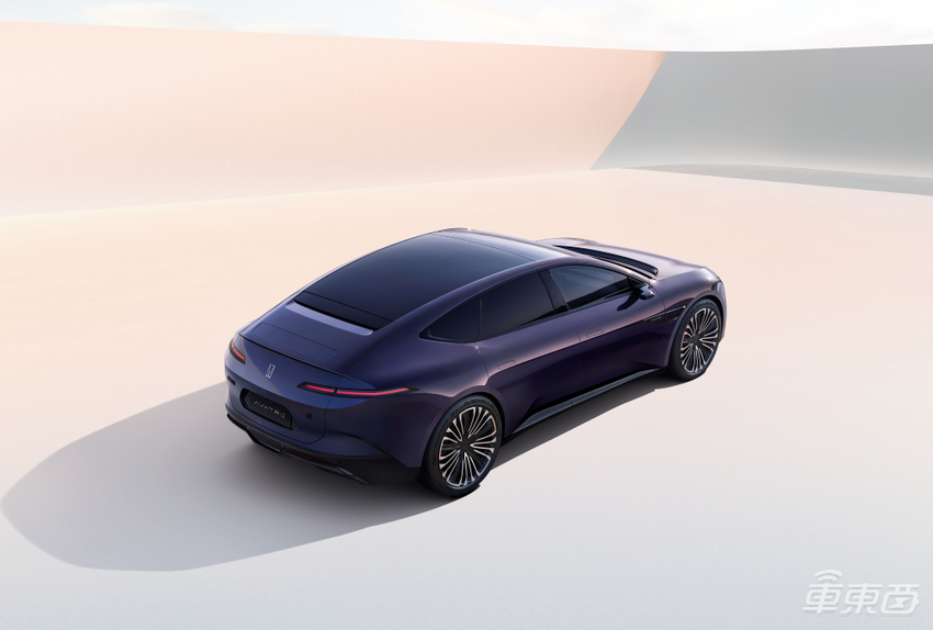 阿维塔12慕尼黑车展亮相：取消后车窗，电子后视镜上车