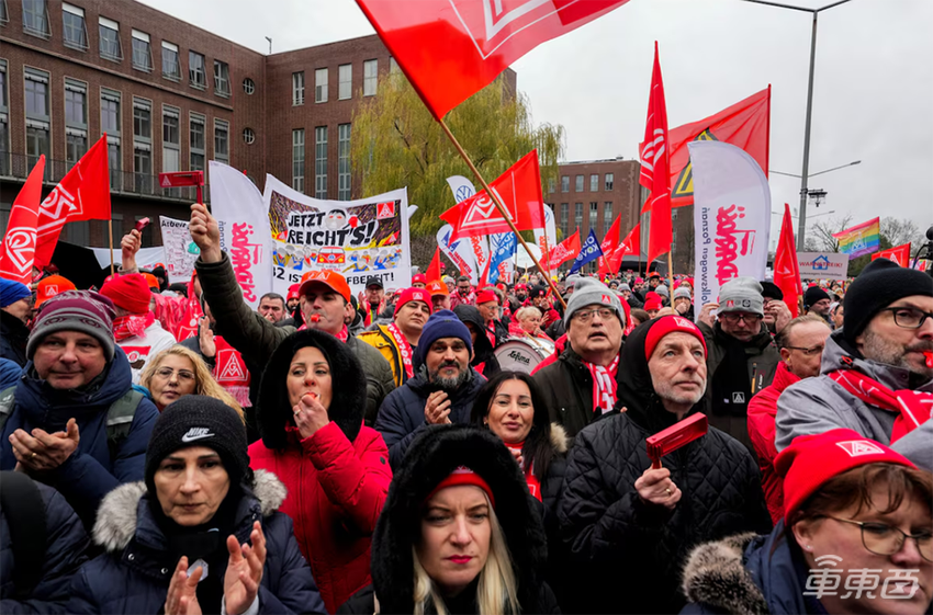 2024车圈裁员凶猛：一年超10万人被裁，海外巨头最受伤