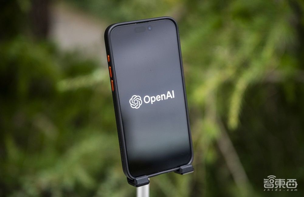 生成式AI,苹果倾巢出动