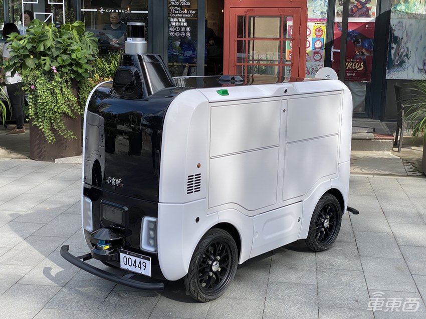阿里造“驴”一周年！200台无人配送车驶入52城，L4卡车也来了